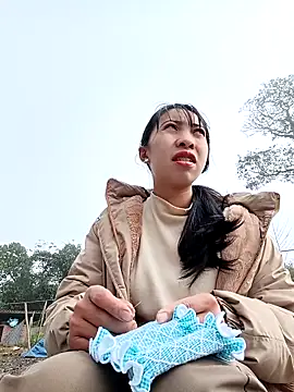 emaame68's cam snapshot