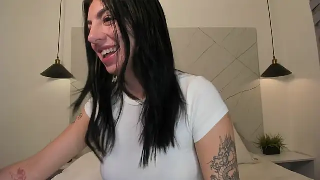 ANTONELLA__ROUSE_'s cam snapshot