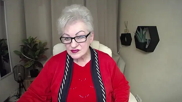 KayleSmoll's cam snapshot