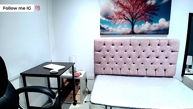 Emma_monserrat's cam snapshot