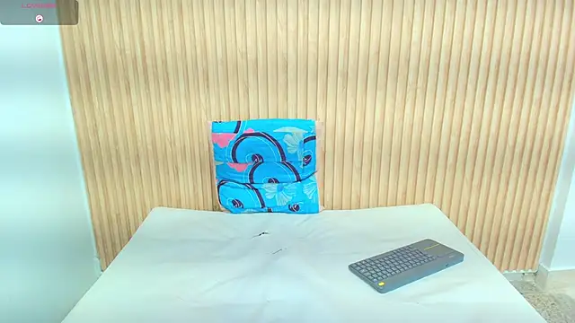 Frayhot777 live sex cam