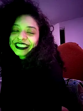 miss_carmila1's cam snapshot