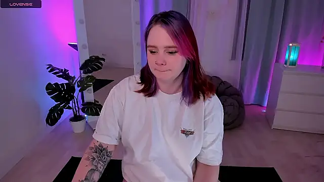 lunaalli's cam snapshot