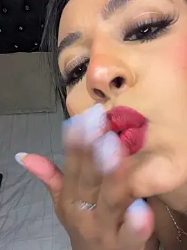 Nicky_gh live sex cam