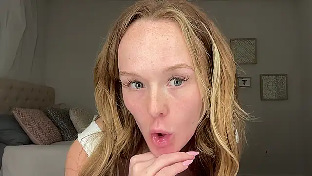 Amberjayxox0's cam snapshot