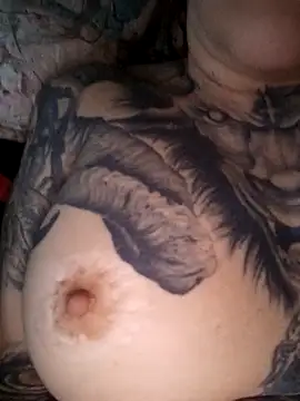 vamporasuccubus19777's cam snapshot