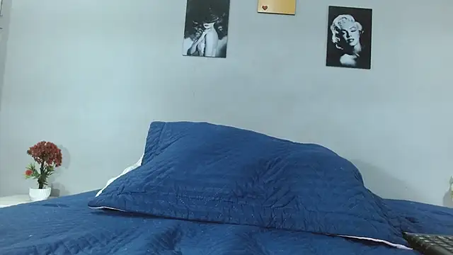 sexynova_93's cam snapshot