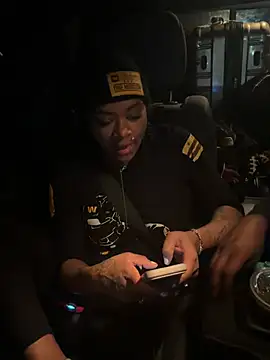 HaloRodeoLover2's cam snapshot