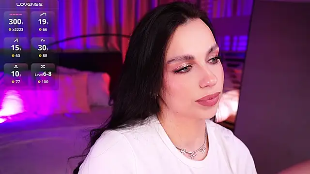 LunaNight's cam snapshot