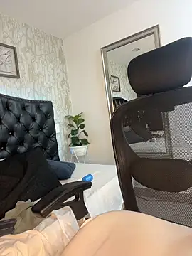 Lander_Cruz live sex cam