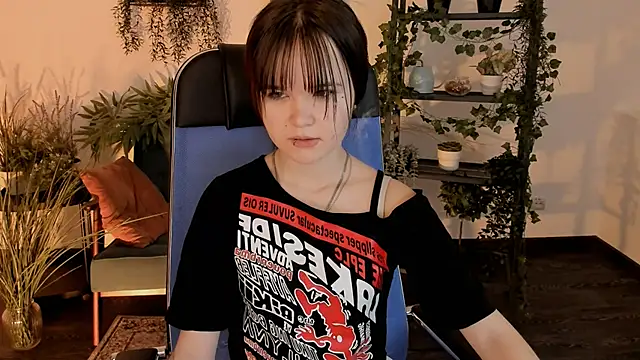 Elainebeness's cam snapshot