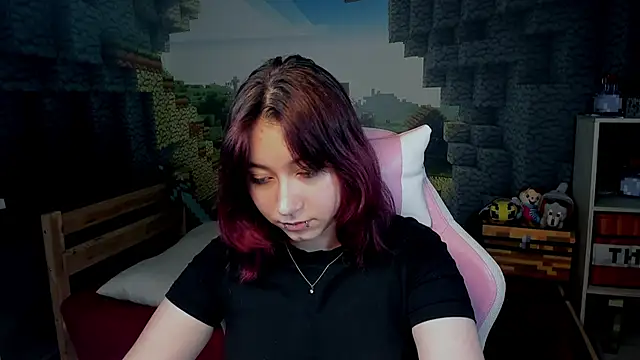 ClaraParks's cam snapshot