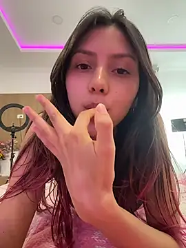 MissBecka_ live sex cam