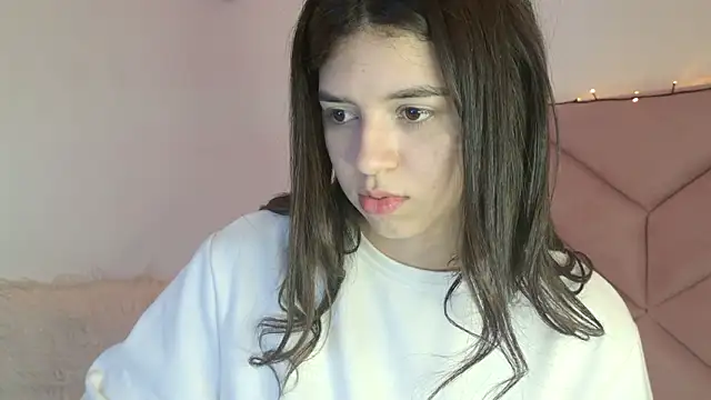 eva_sin18 live sex cam