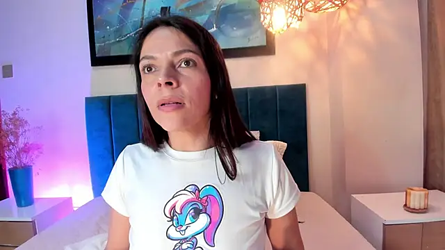 AnnaBroooks's cam snapshot