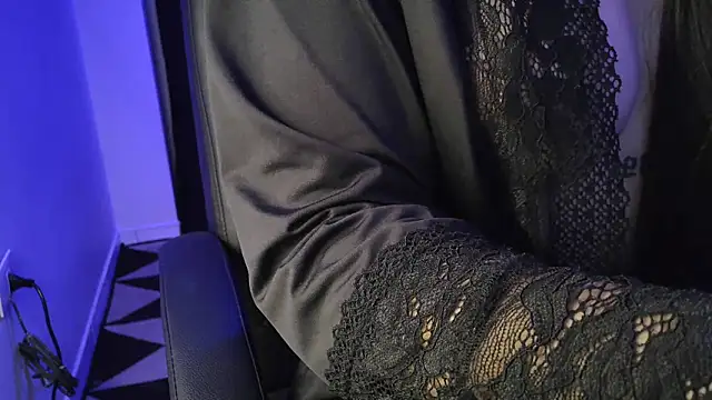 Garota_japa's cam snapshot