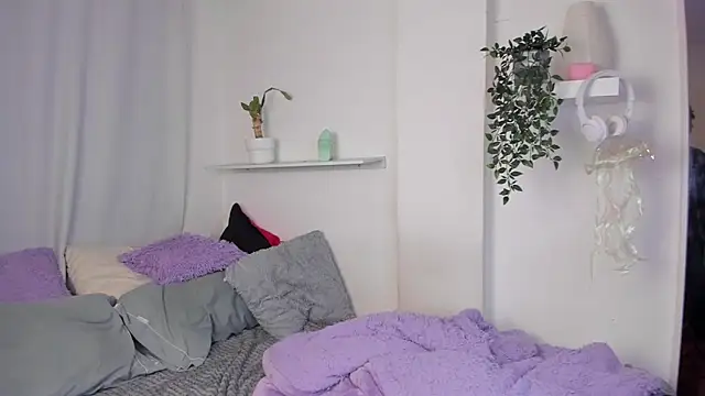 santy-kitty live sex cam
