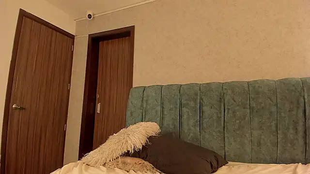 Aleera_Walton live sex cam