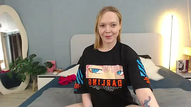 Natalee_Love's cam snapshot