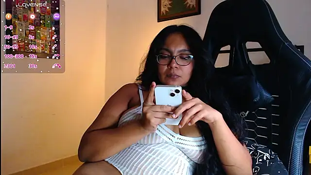 Rachell__420's cam snapshot