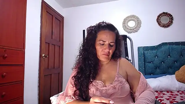 sofiamature01's cam snapshot