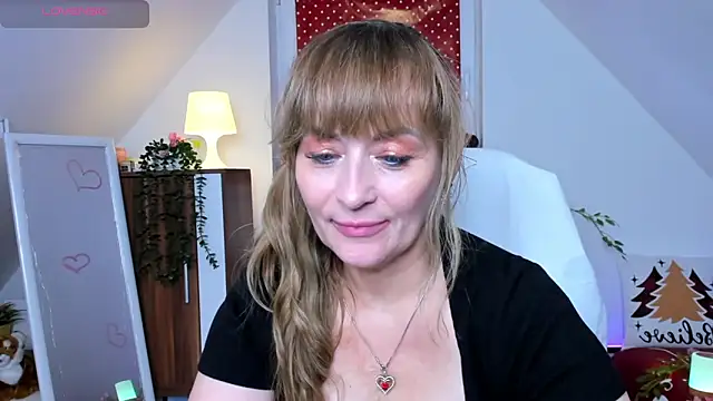 naughtymilane's cam snapshot