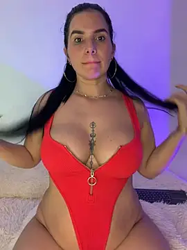 carol_latina13's cam snapshot