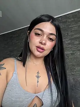 Saray_charmante's cam snapshot