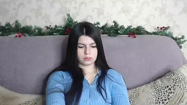 KisaModel's cam snapshot