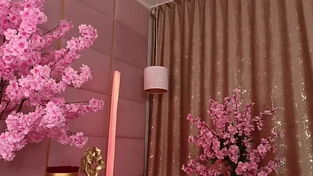 Elliblue's cam snapshot