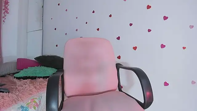 msschloee_'s cam snapshot