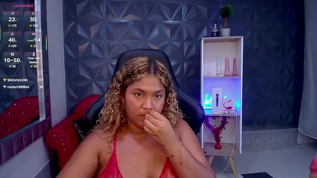 Cristal_War's cam snapshot