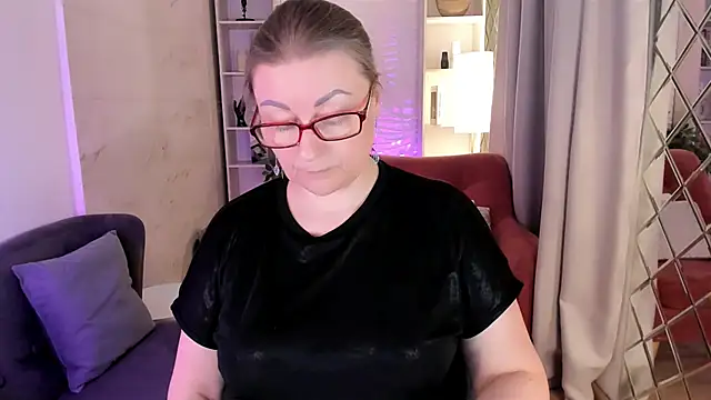 AlexandraKind's cam snapshot