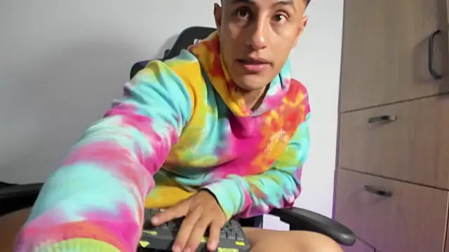 dorman_boy's cam snapshot