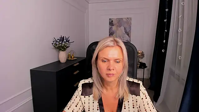 AgathaKlouin's cam snapshot