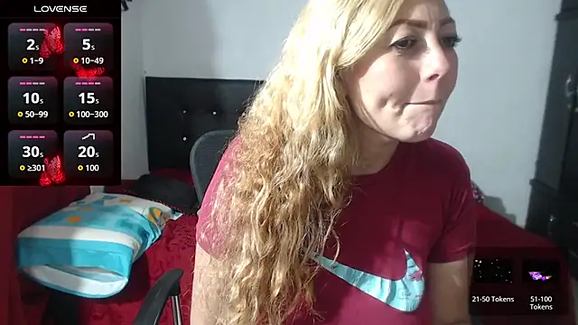 elizabeth_clint's cam snapshot