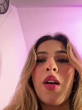 itsdanividarte's cam snapshot