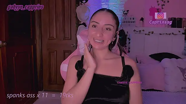 gabyye_capprins's cam snapshot