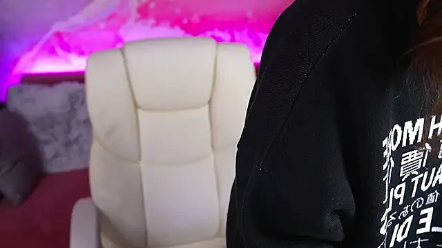 TinaMelt's cam snapshot