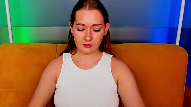 AlinaVice's cam snapshot