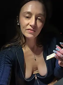 lunagirl13 live sex cam