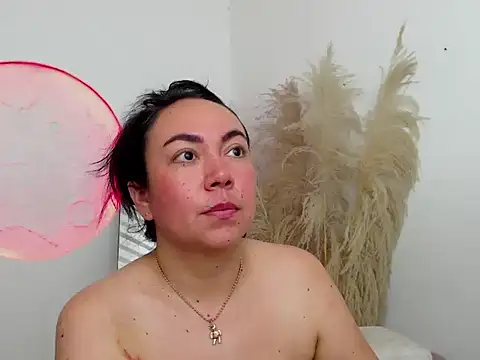 Yadis_hot's cam snapshot