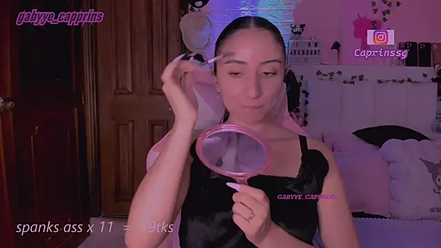 gabyye_capprins's cam snapshot