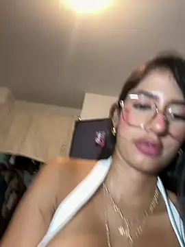 Julieta_Duque live sex cam