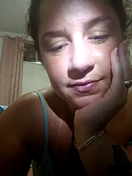 Moranguinha2234 live sex cam