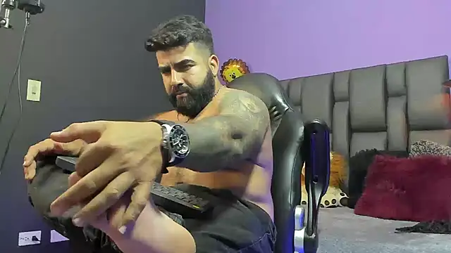 Lyon_vach live sex cam