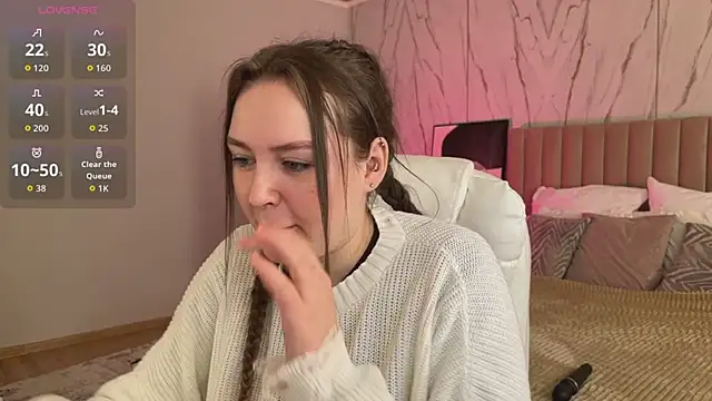 MoonlightLovee's cam snapshot