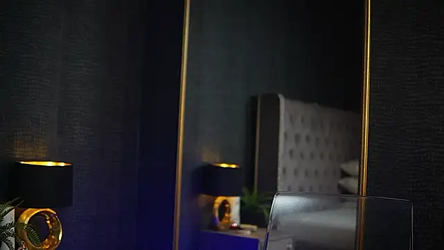 GiaEasyIce's cam snapshot