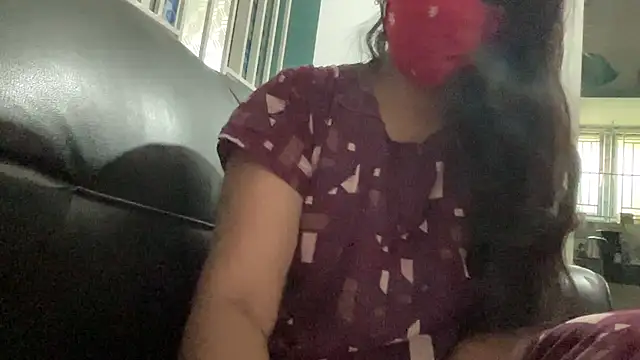 Tamil_Sanjana_'s cam snapshot