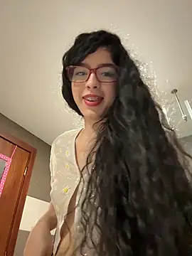 dani_bela's cam snapshot